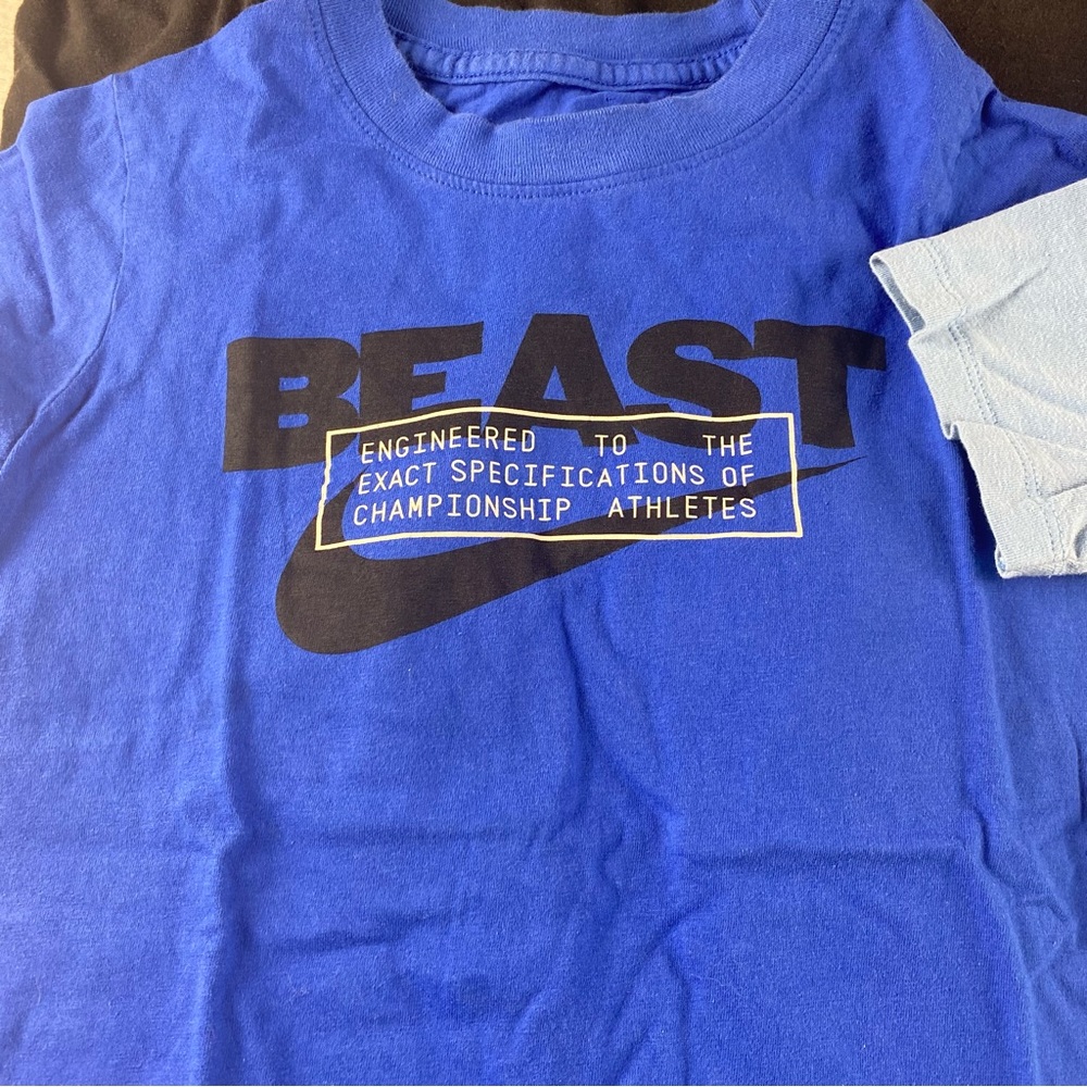 Nike Blue Graphic TShirts Boys Sz Batman Roblox (lot of 4) S/M Black Short Sleev - Picture 5 of 10